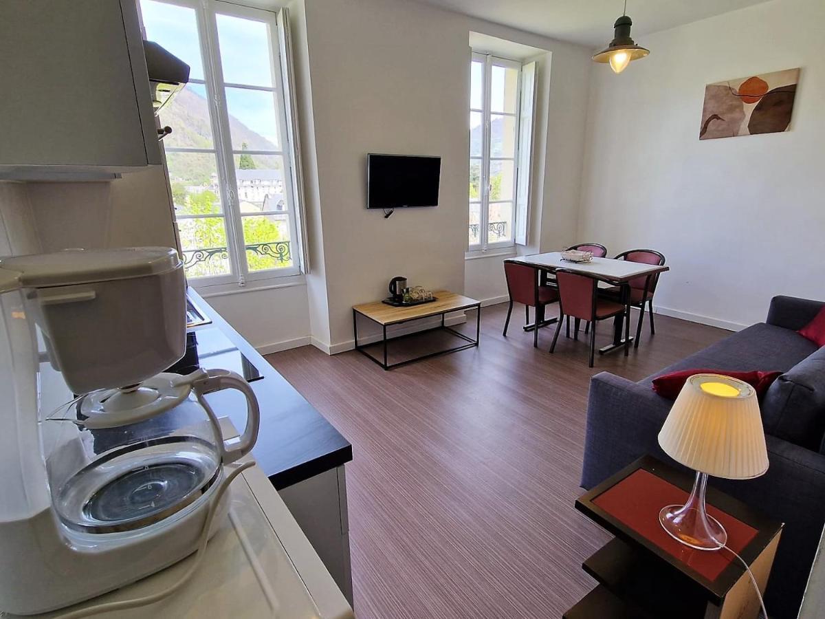 Bagnères-de-Luchon Royal Luchonアパートホテル エクステリア 写真