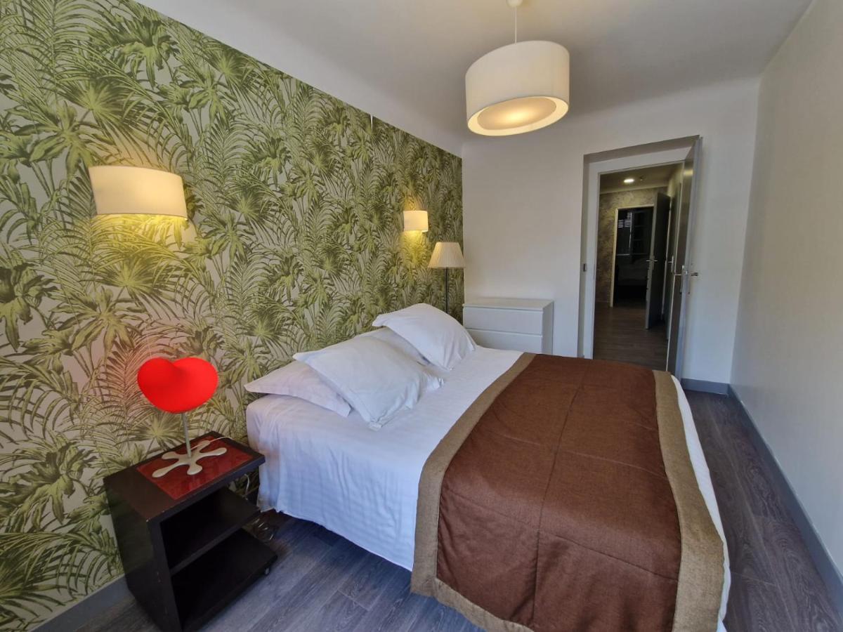 Bagnères-de-Luchon Royal Luchonアパートホテル エクステリア 写真