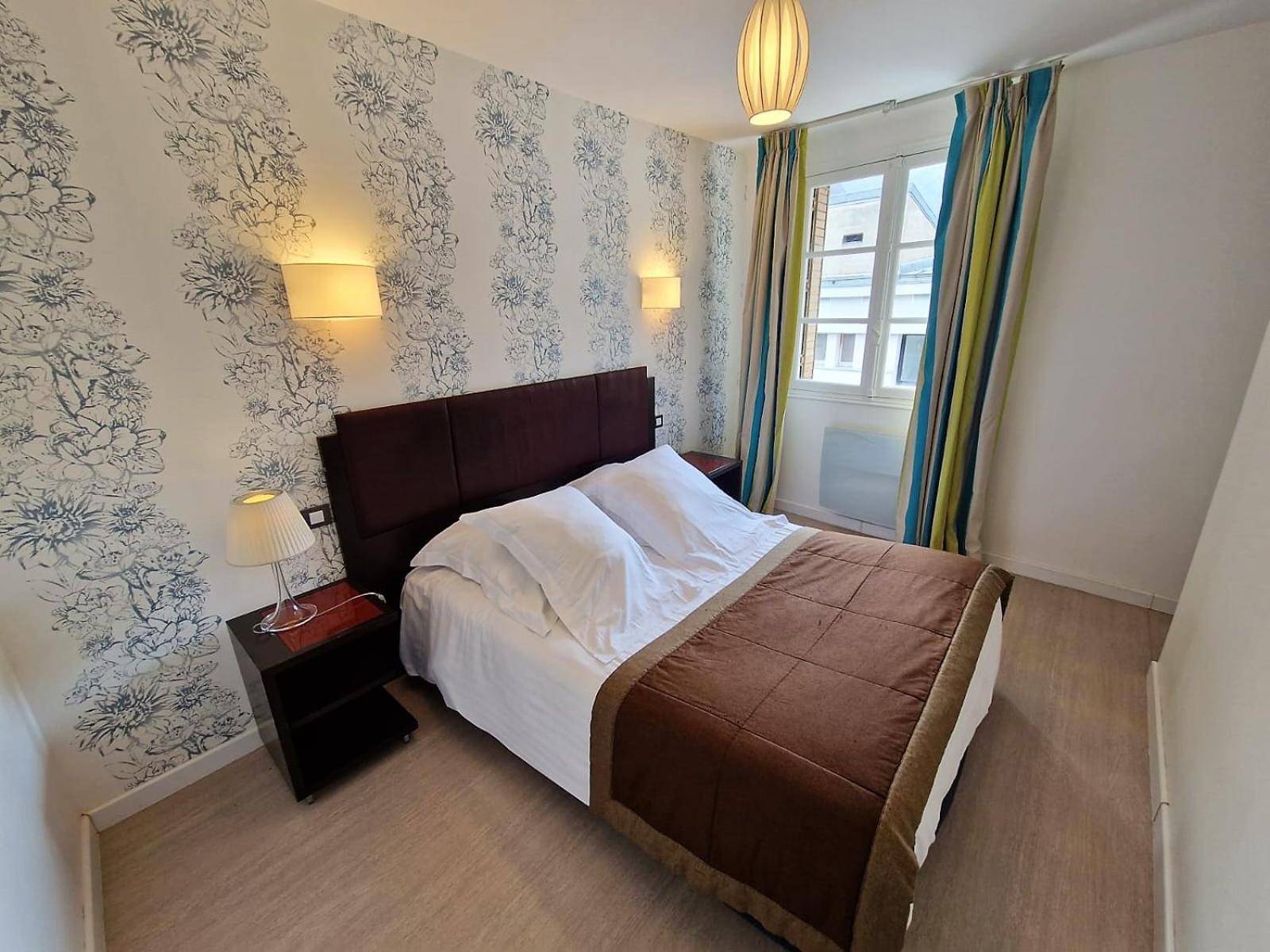 Bagnères-de-Luchon Royal Luchonアパートホテル エクステリア 写真
