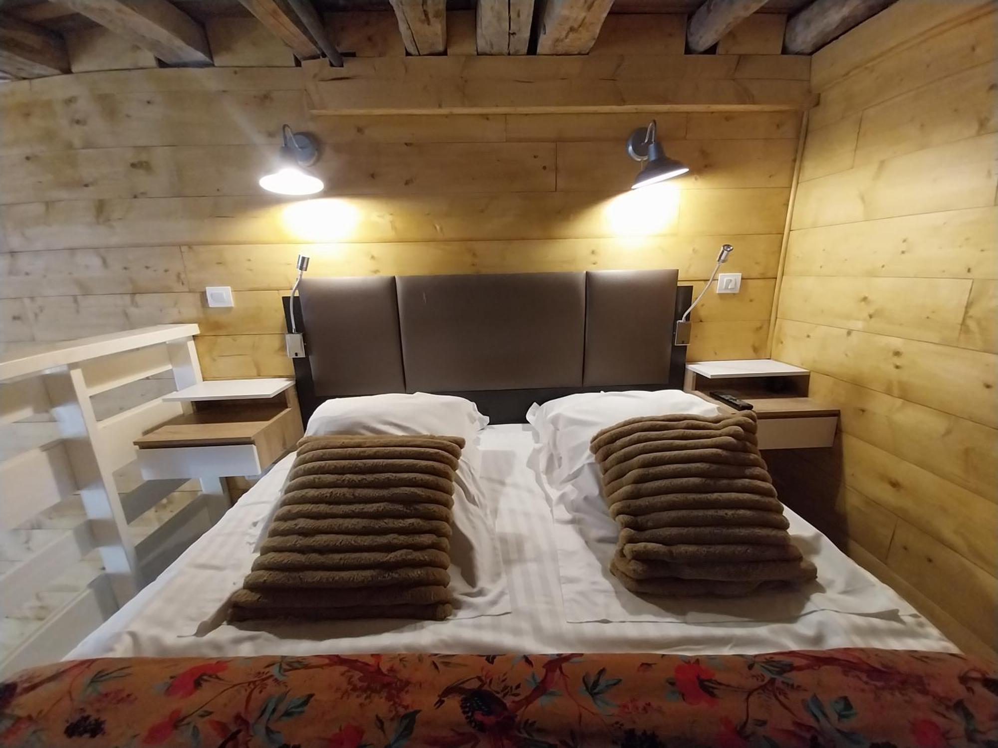Bagnères-de-Luchon Royal Luchonアパートホテル エクステリア 写真